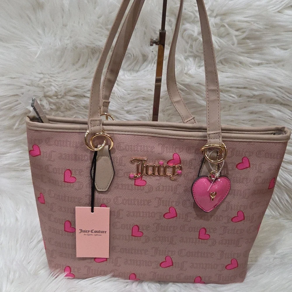 💕 ▪️Juicy Couture▪️ Cafe With Cafe Trim I heart  Medium Tote Heart Logo